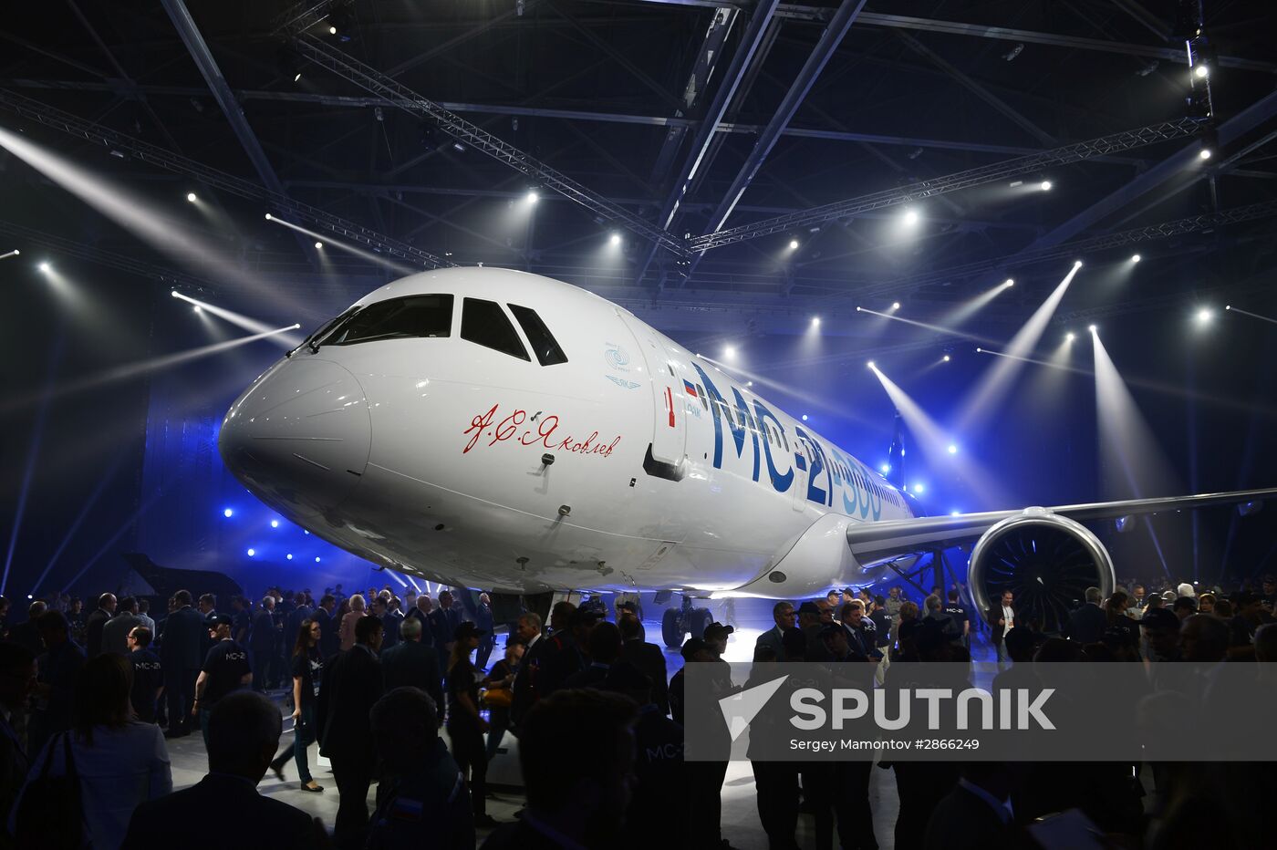 Rolling out an Irkut MC-21-300 "Airliner of the 21st Century" in Irkutsk