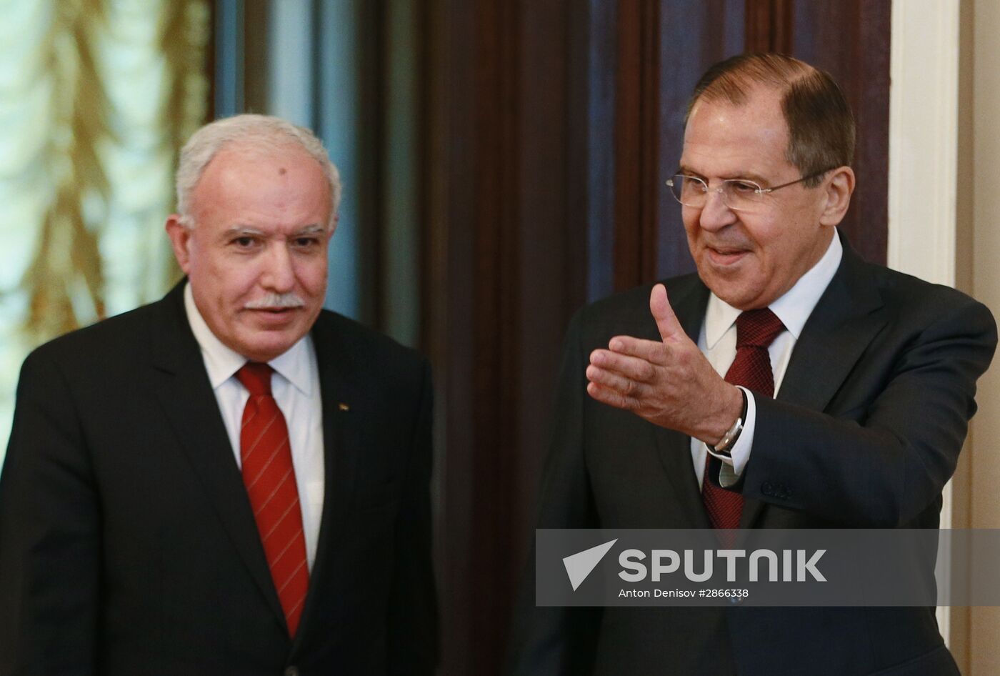 Foreign Minister Sergey Lavrov meets with Foreign Minister of Palestine Riad Malki