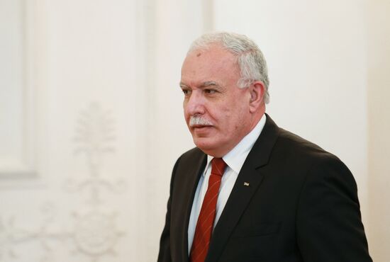 Foreign Minister Sergey Lavrov meets with Foreign Minister of Palestine Riad Malki
