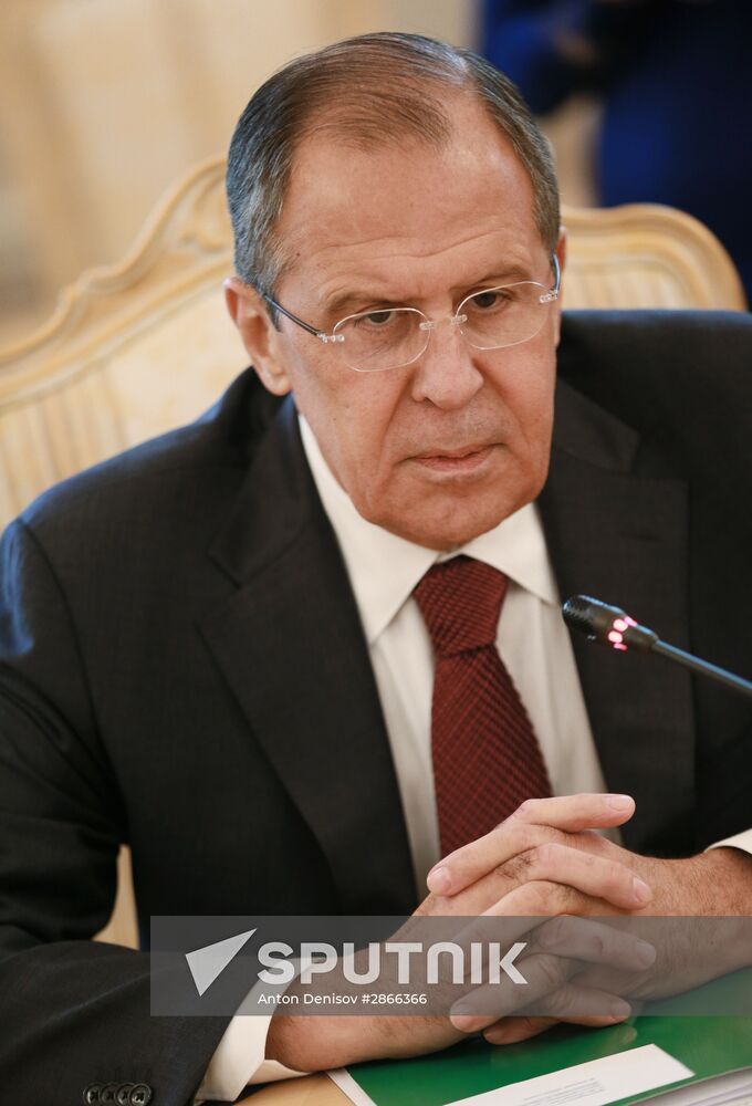 Foreign Minister Sergey Lavrov meets with Foreign Minister of Palestine Riad Malki