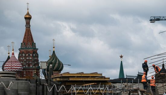 Construction of Zaryadye Park