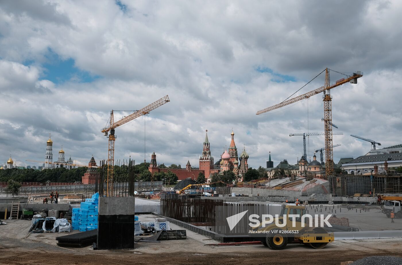 Construction of Zaryadye Park