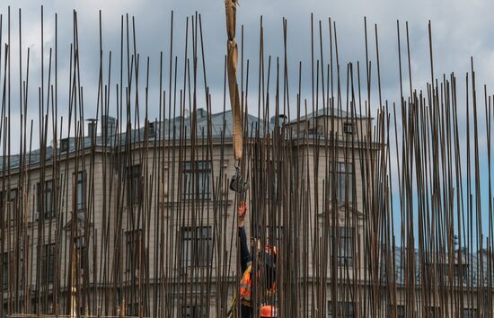 Construction of Zaryadye Park