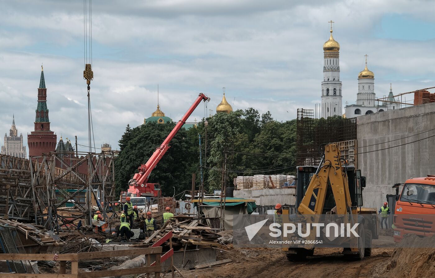 Construction of Zaryadye Park