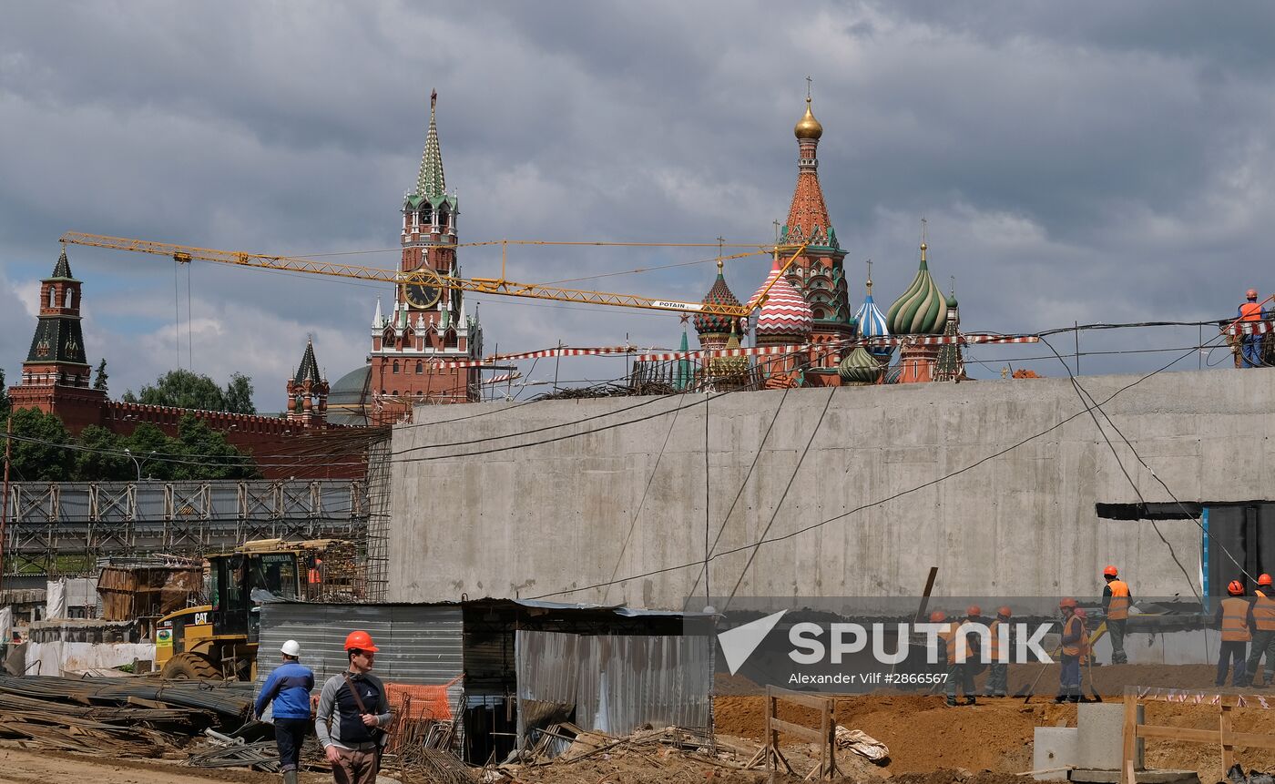 Construction of Zaryadye Park