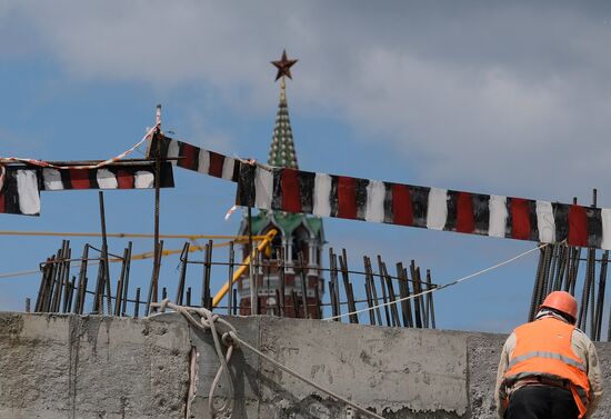 Construction of Zaryadye Park
