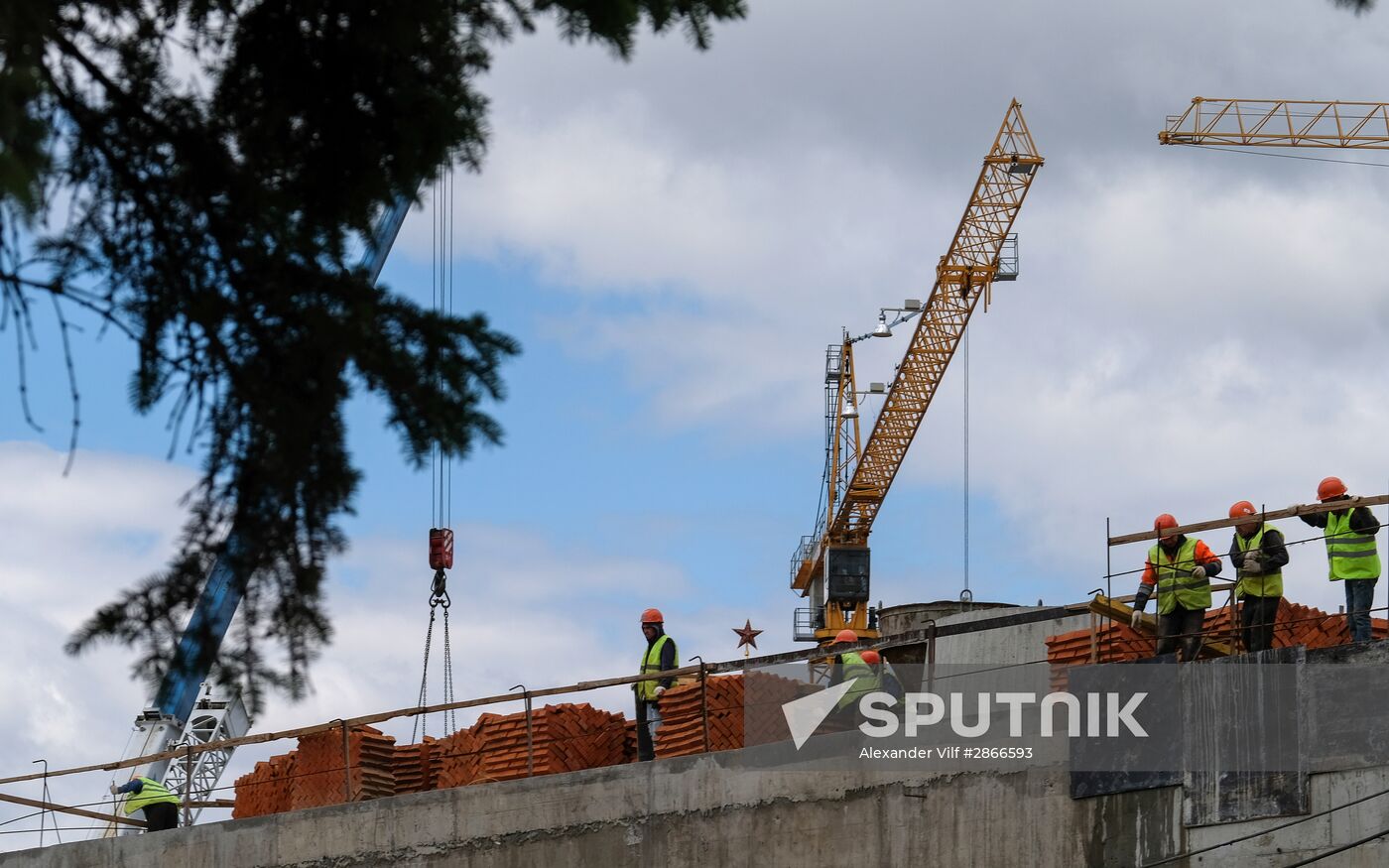 Construction of Zaryadye Park