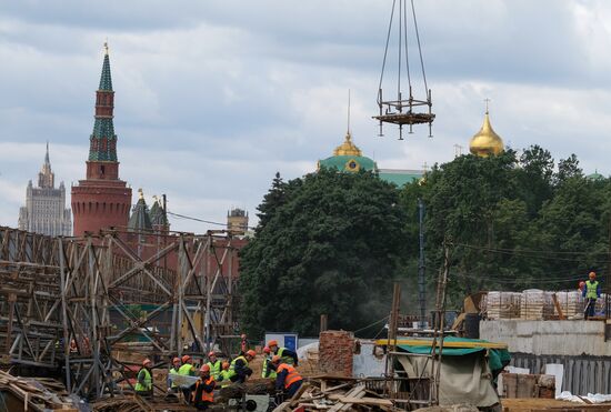 Construction of Zaryadye Park