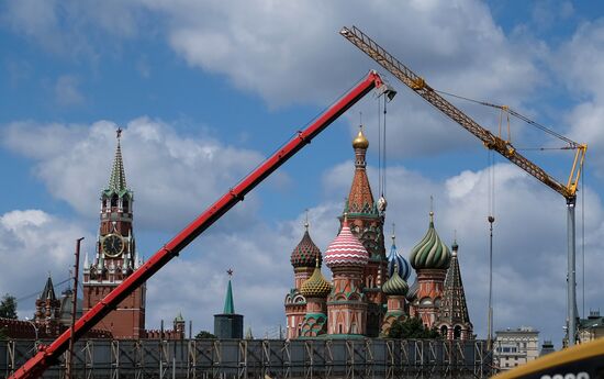 Construction of Zaryadye Park