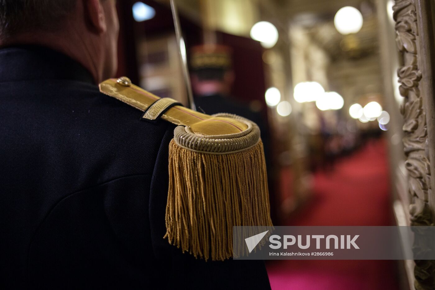 French Senate votes to ease sanctions against Russia