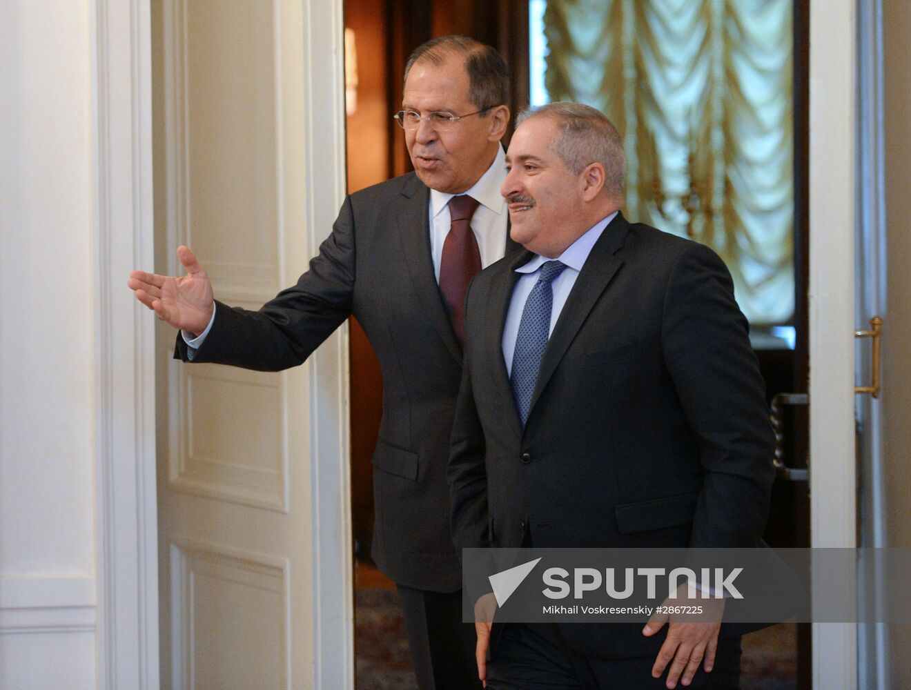 Russian Foreign Minister Sergei Lavrov meets with Foreign Minister of Jordan Nasser Judeh