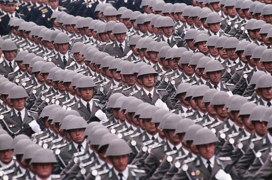 Celebrating GDR's 40th anniversary