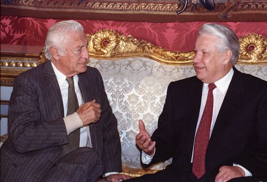 Russian President Boris Yeltsin's visit to Italy