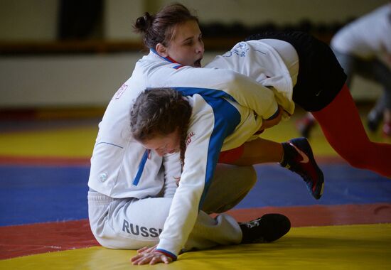 Women's freestyle wrestling national team prepares for the Olympic Games