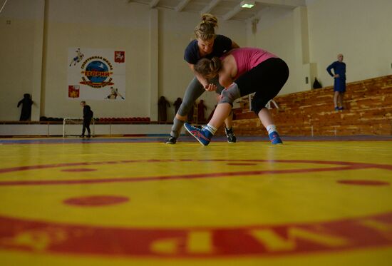Women's freestyle wrestling national team prepares for the Olympic Games