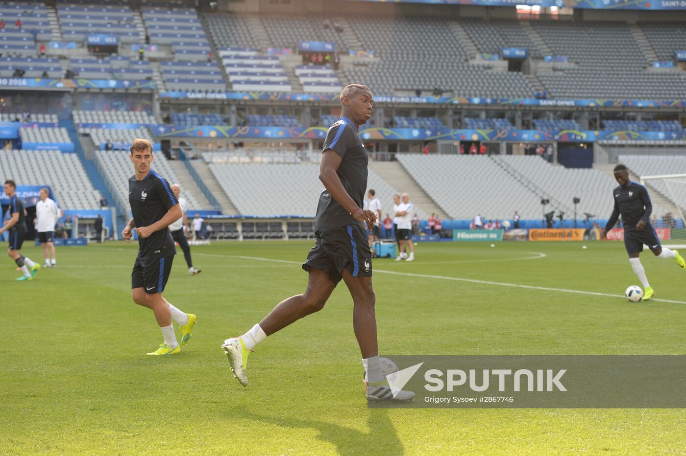 UEFA Euro 2016. French national team holds training session