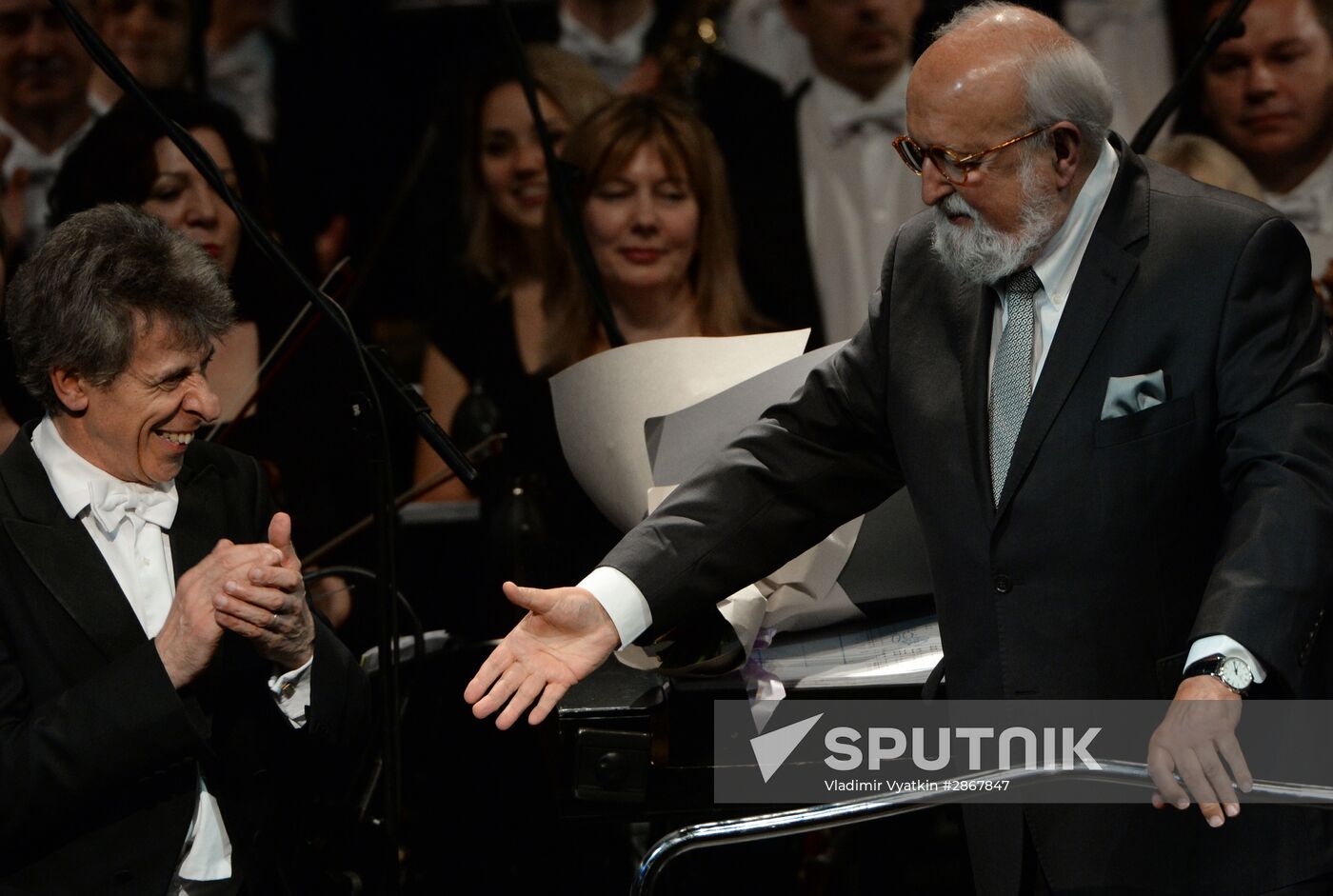 Press conference and presentation of Passion of Luke choir and instrumental composition