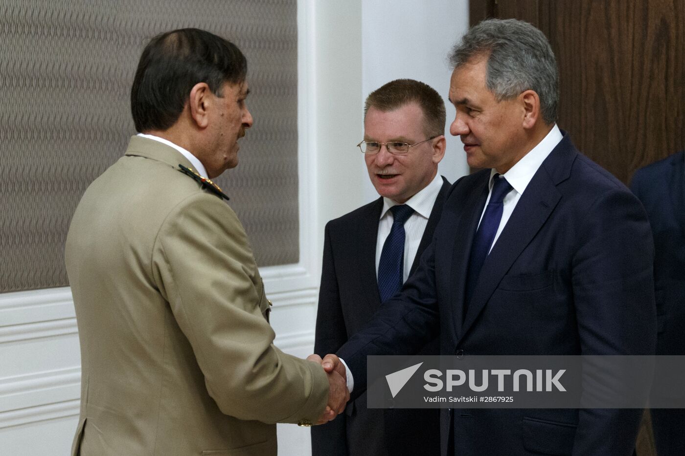 Defense Mnister Sergei Shoigu visits Turkmenistan and Iran