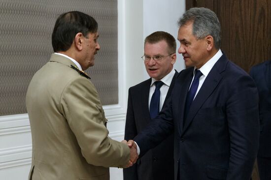 Defense Mnister Sergei Shoigu visits Turkmenistan and Iran