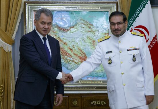 Defense Mnister Sergei Shoigu visits Turkmenistan and Iran
