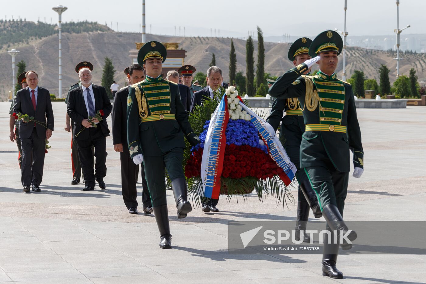 Defense Mnister Sergei Shoigu visits Turkmenistan and Iran