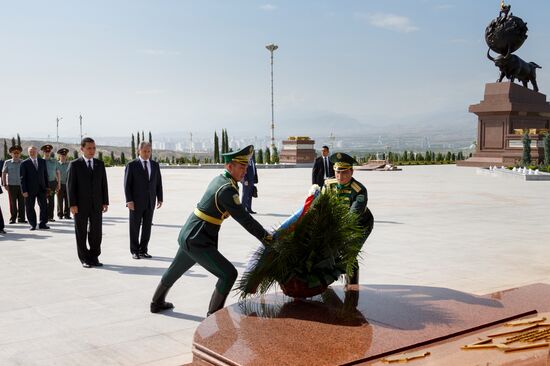 Defense Mnister Sergei Shoigu visits Turkmenistan and Iran