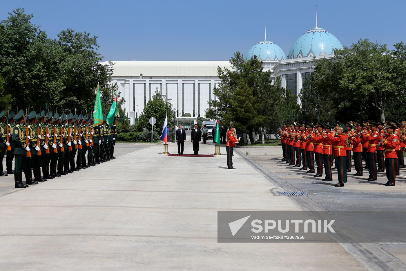 Defense Mnister Sergei Shoigu visits Turkmenistan and Iran