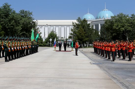Defense Mnister Sergei Shoigu visits Turkmenistan and Iran