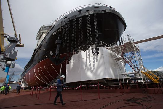 The Ilya Muromets icebreaker floated out in St. Petersburg