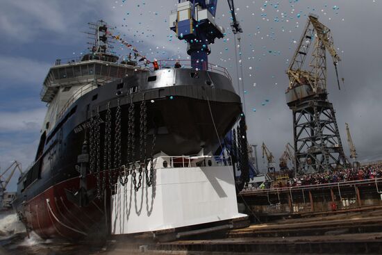 The Ilya Muromets icebreaker floated out in St. Petersburg