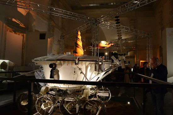 Space: The Birth of a New Era exhibition opens in Moscow