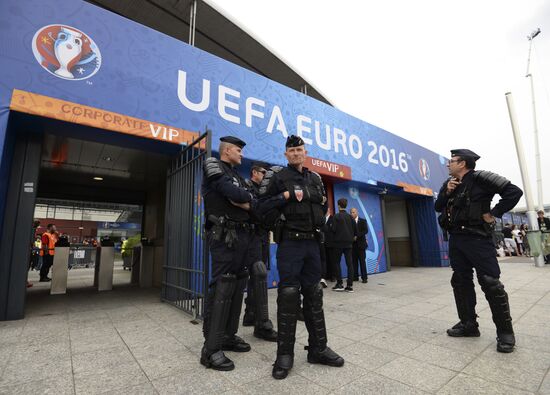 2016 UEFA European Championship. France vs. Romania