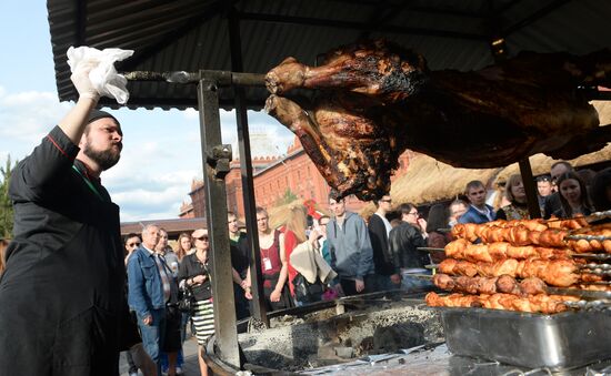 Moscow hosts Our Food historical-gastronomic festival