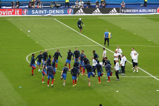 2016 UEFA European Championship. France vs. Romania