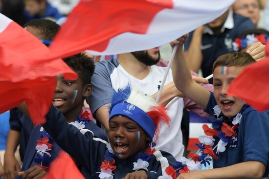 2016 UEFA European Championship. France vs. Romania