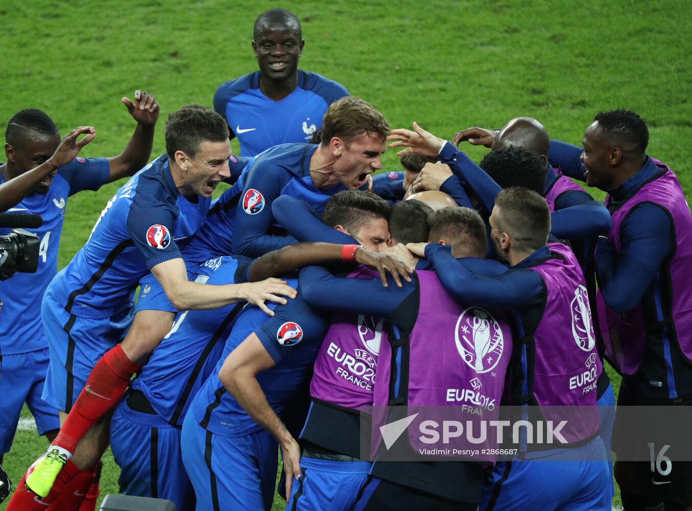 2016 UEFA European Championship. France vs. Romania