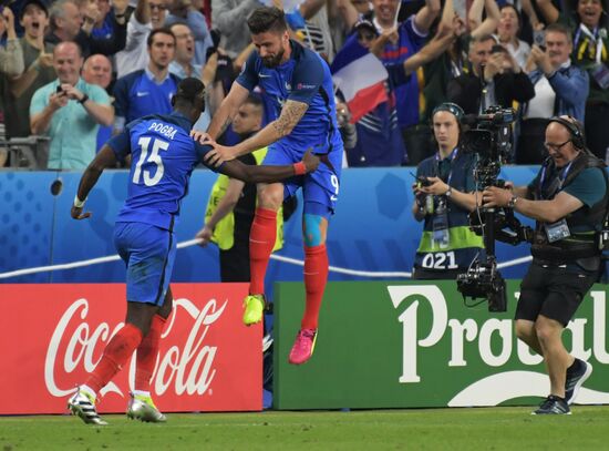 2016 UEFA European Championship. France vs. Romania