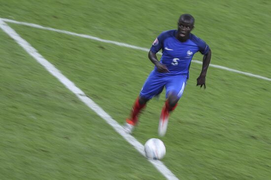 2016 UEFA European Championship. France vs. Romania