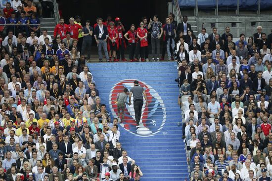 2016 UEFA European Championship. France vs. Romania