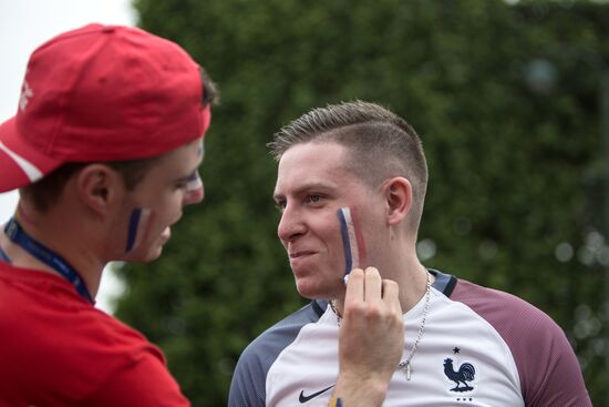 Euro 2016 opening match broadcast in fan zones across France