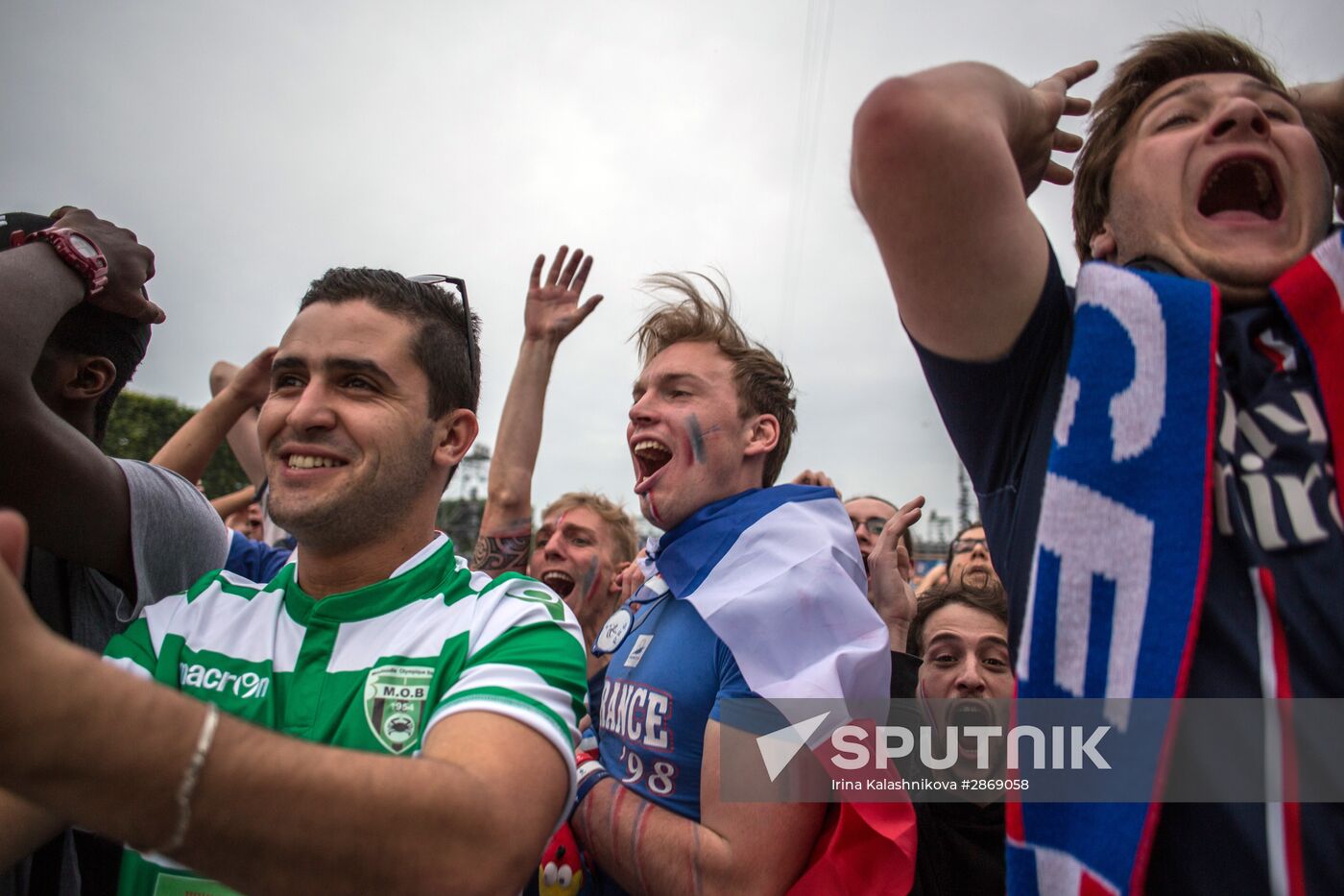 Euro 2016 opening match broadcast in fan zones across France