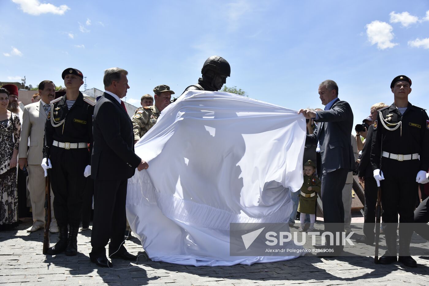 Polite People monument unveiled in Crimea