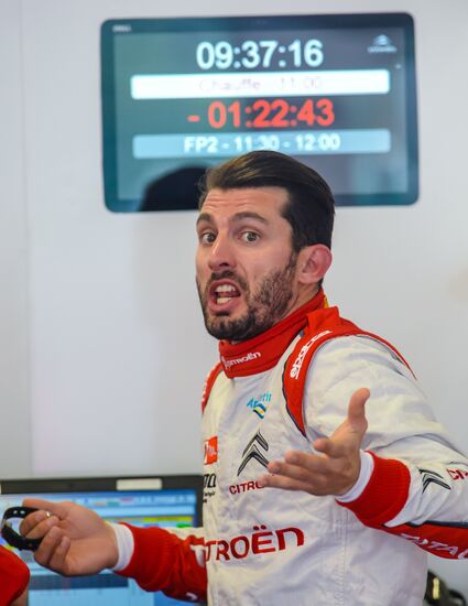 Racing. FIA WTCC. Round 4. Day One