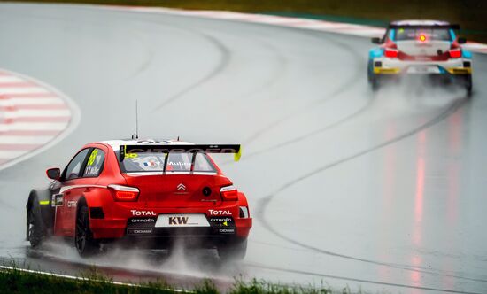 Racing. FIA WTCC. Round 4. Day One