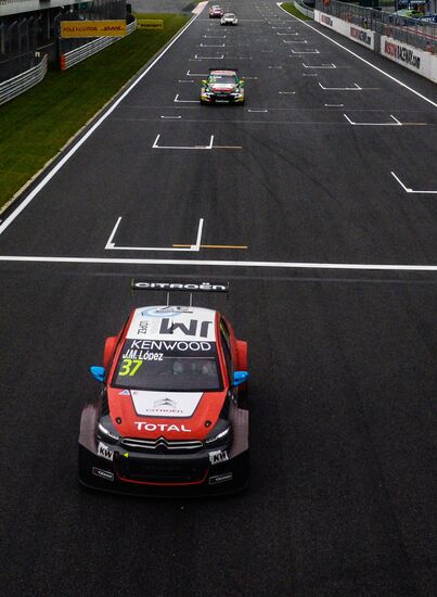 Racing. FIA WTCC. Round 4. Day One