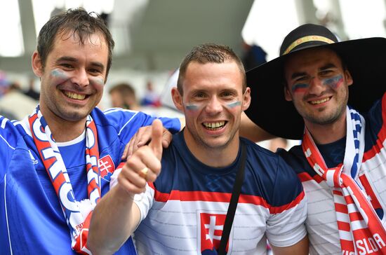 Football. UEFA Euro 2016, Wales vs. Slovakia