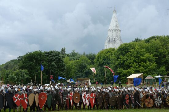 Times and Epochs Festival. Day One