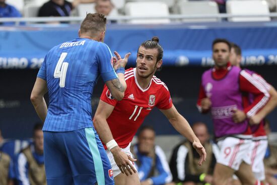 Football. UEFA Euro 2016, Wales vs. Slovakia