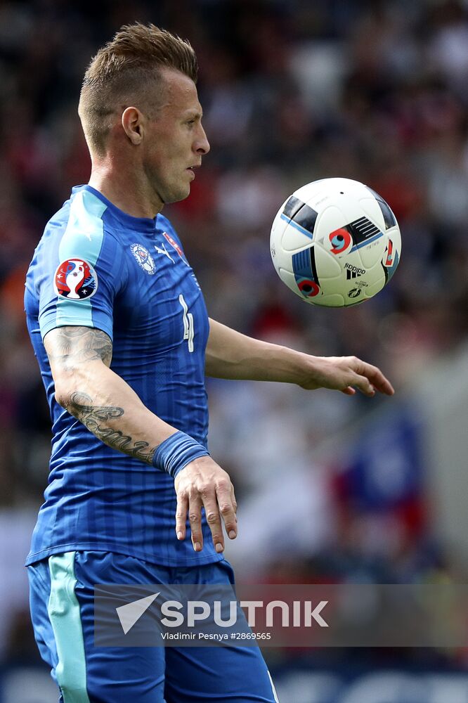 Football. UEFA Euro 2016, Wales vs. Slovakia