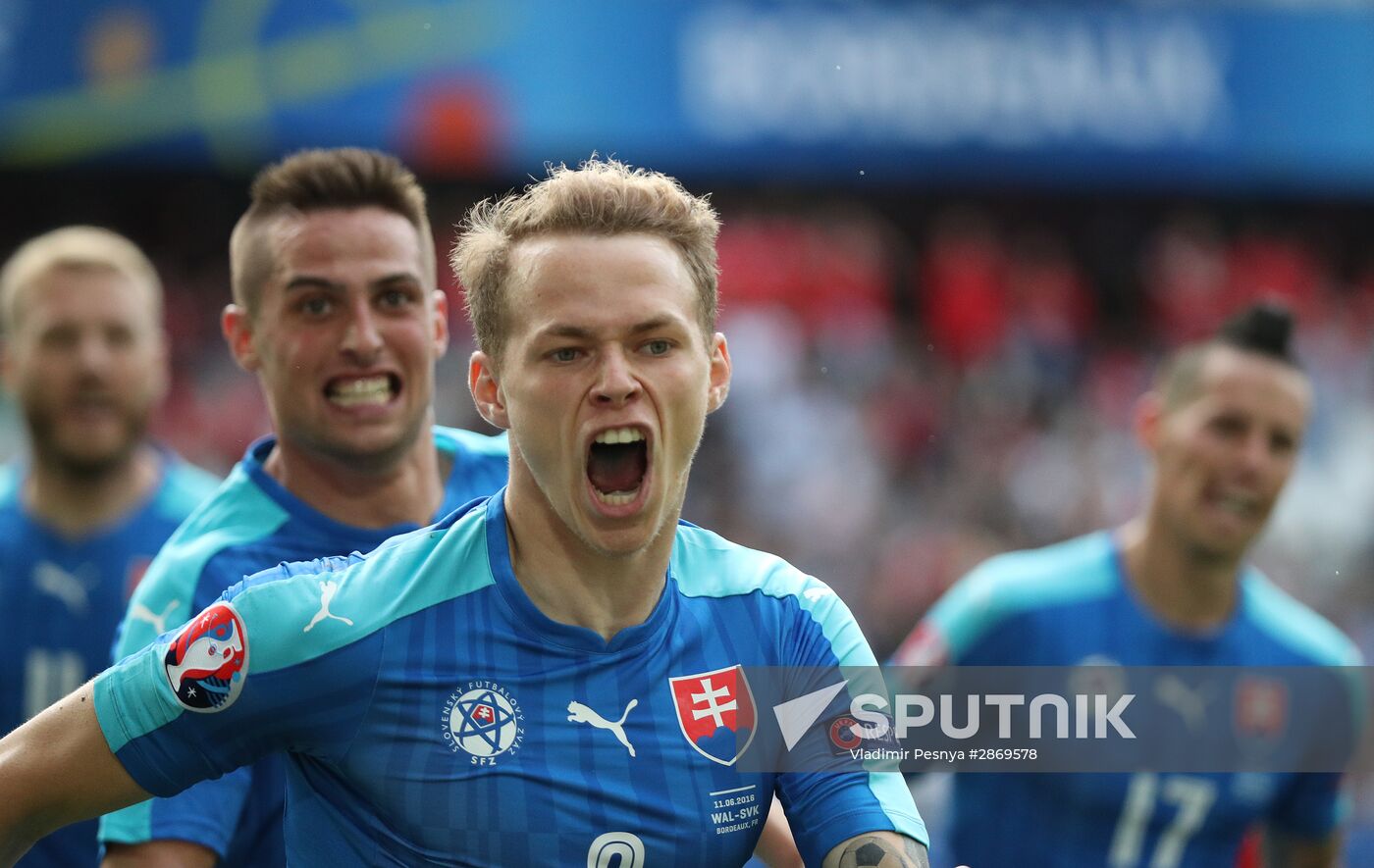 Football. UEFA Euro 2016, Wales vs. Slovakia